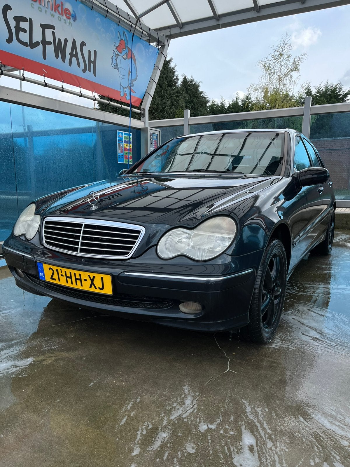 Mercedes-Benz C-Klasse 2.0 C180 Sedan AUT 2001 donkerblauw, 1998 cc, Achterwielaandrijving, Zwart, 4 cilinders