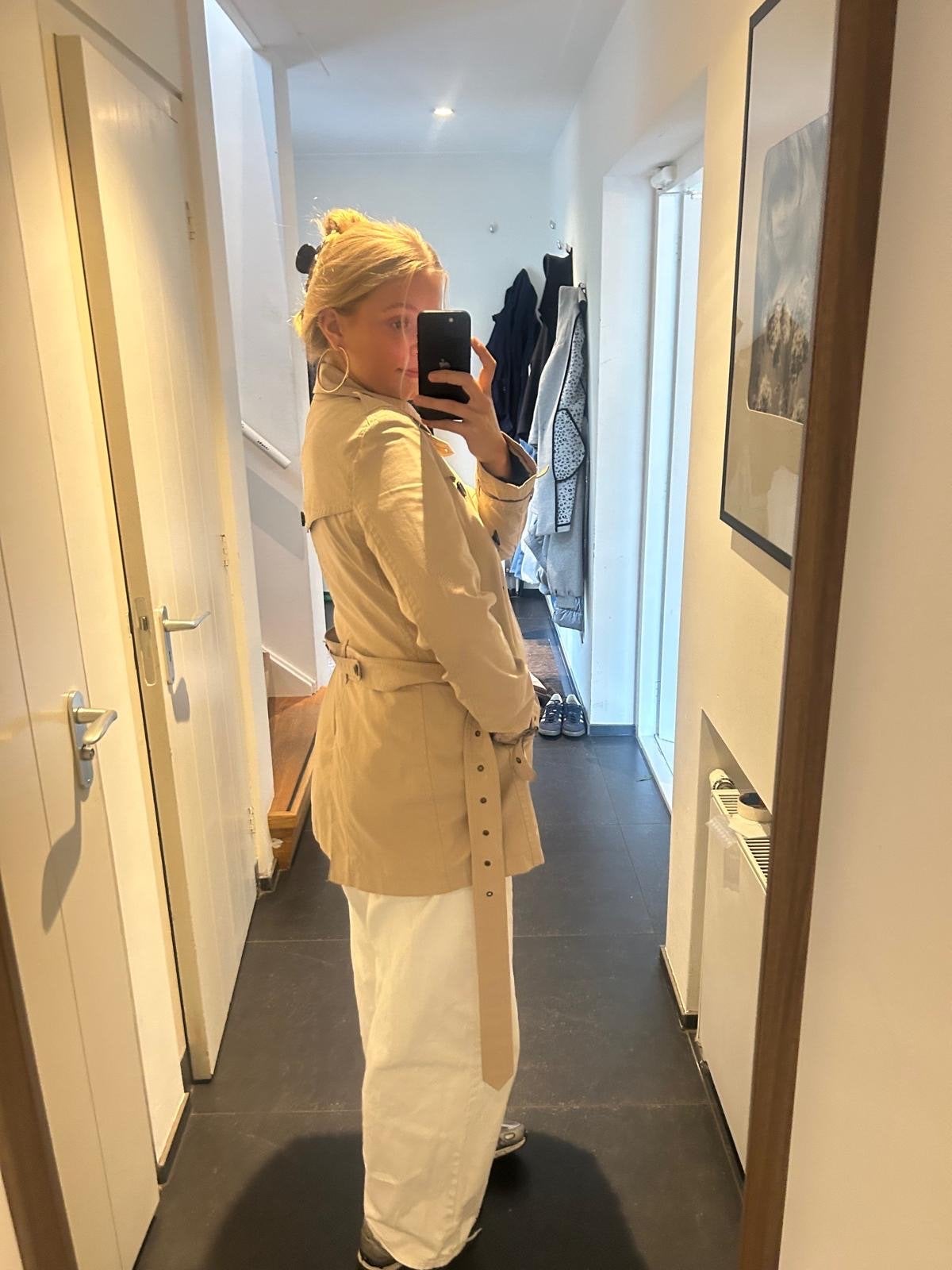 Burberry Brit Trenchcoat - Beige - Maat 38/40 (M), Ophalen of Verzenden, Gedragen, Maat 38/40 (M), Beige