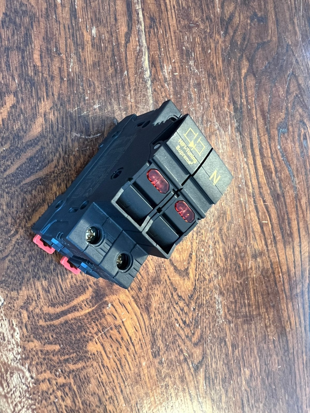 Foto 7 van HiFi-Tuning Supreme³ Fuse Holder voor een audiogroep