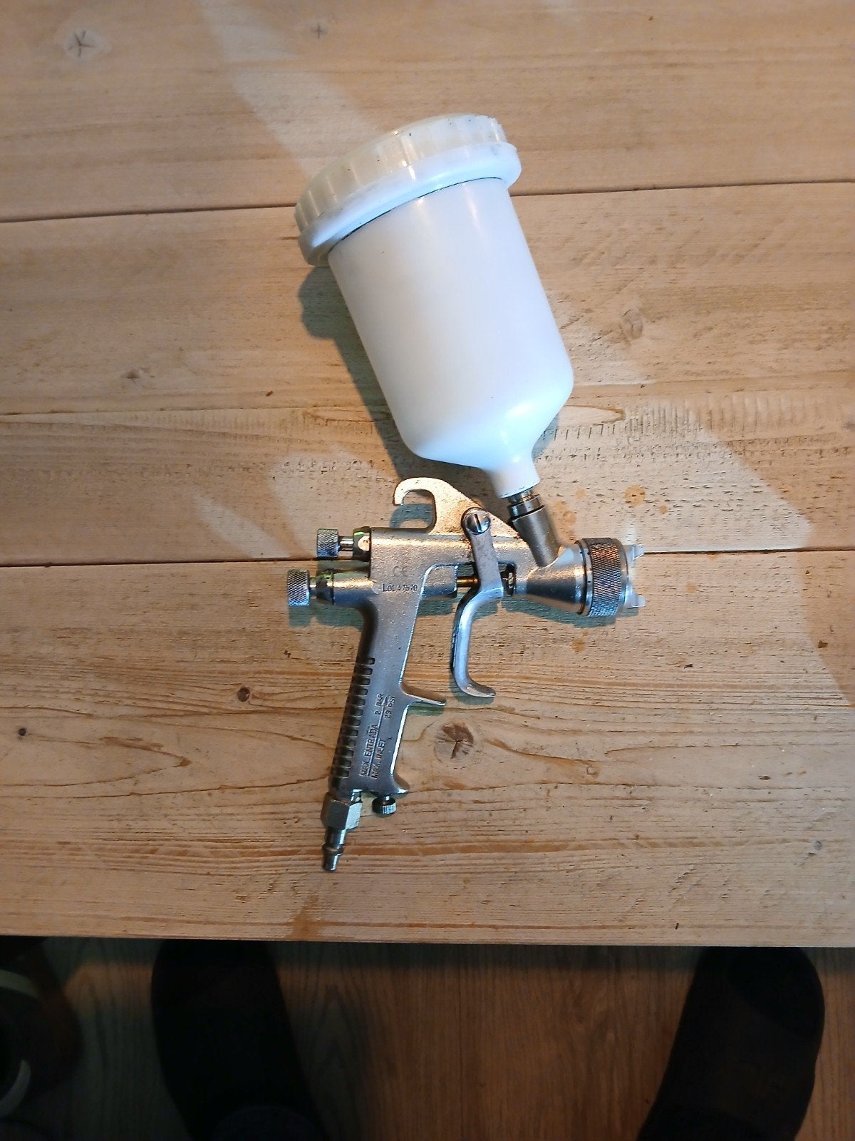 Sagola professionele verfspuit met beker, Ophalen of Verzenden, Zo goed als nieuw, Verfspuit of Verfpomp