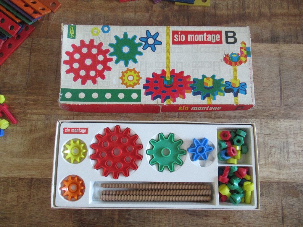 Heel veel SIO Montage houten speelgoed met complete doos B, Ophalen of Verzenden, Gebruikt