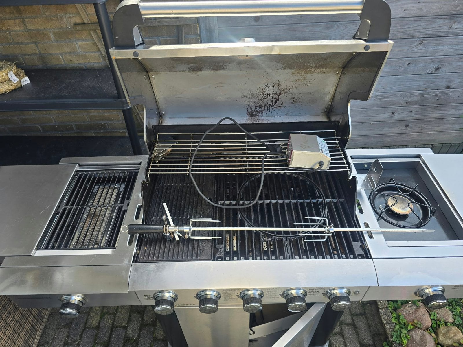 Gas barbecue burnhard, Ophalen, Gebruikt, Gas
