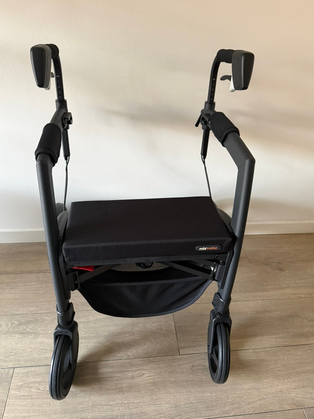 Parkinson Rollator mat zwart, Diversen, Ophalen, Zo goed als nieuw