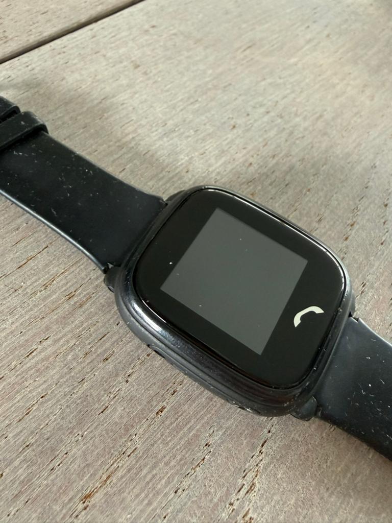 One2Track GPS Horloge Zwart - Kinder Smartwatch, Ophalen of Verzenden, Gebruikt