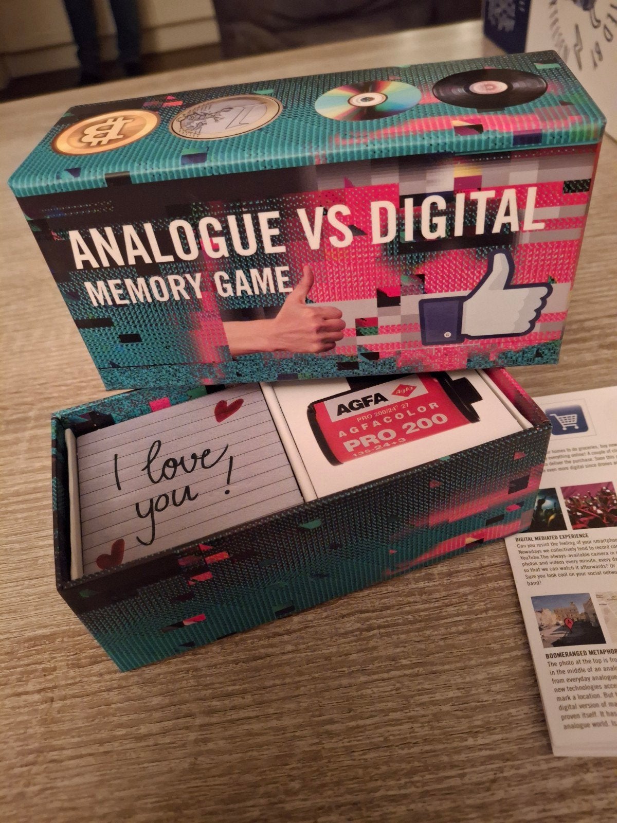 Analogue vs Digital Memory Game, Een of twee spelers, Ophalen of Verzenden, Zo goed als nieuw, Onbekend