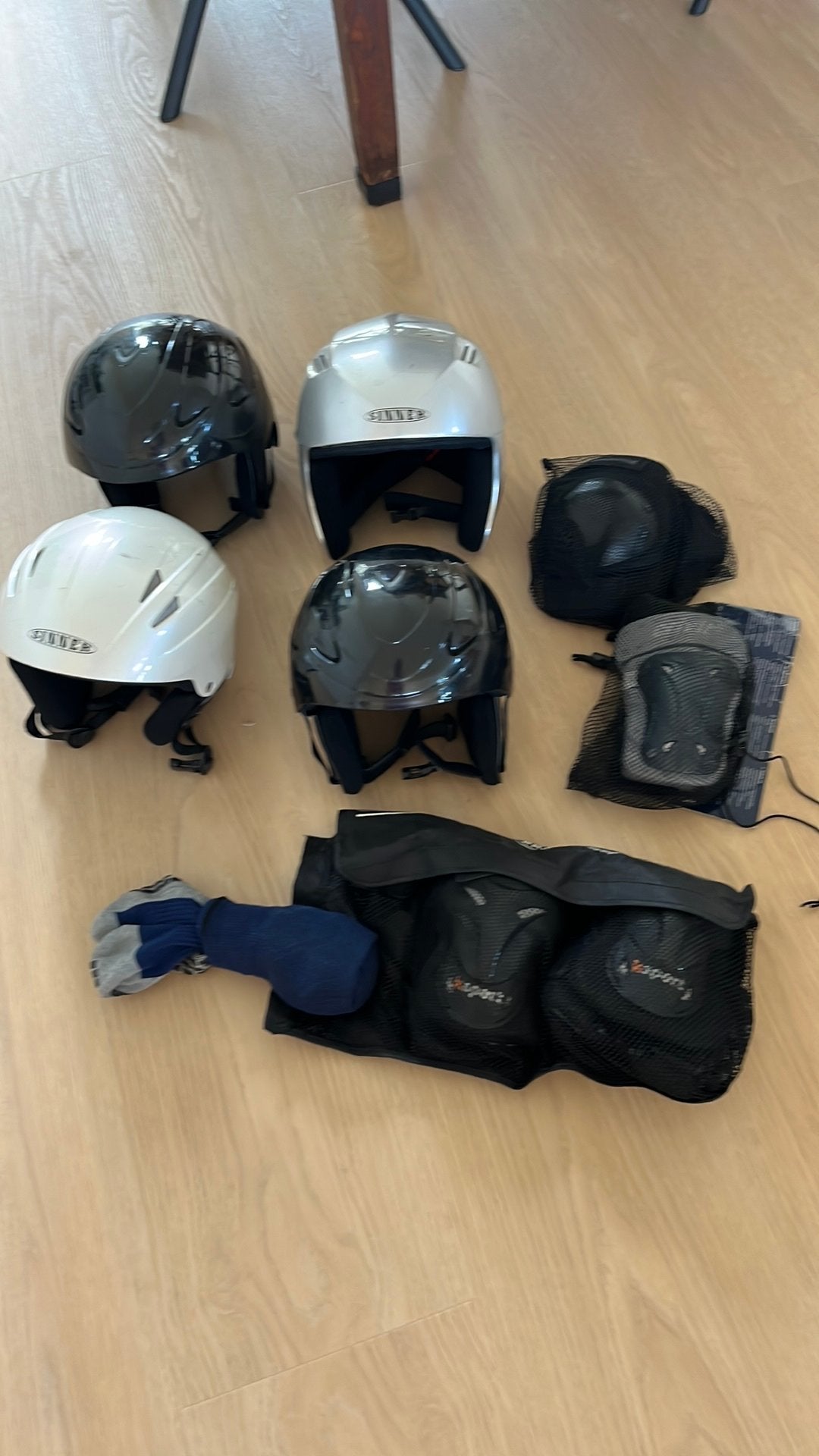 Skihelm, beschermers, Gebruikt, Overige typen, Minder dan 100 cm, Ophalen