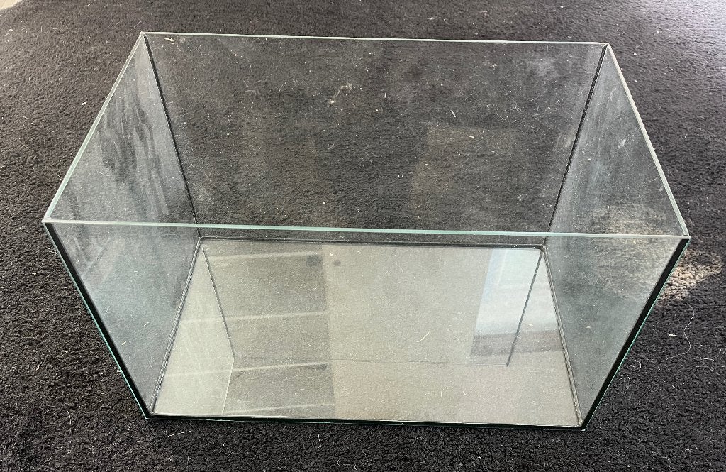Aquarium met Zwarte Kit, Dieren en Toebehoren, Vissen | Aquaria en Toebehoren, Ophalen, Zo goed als nieuw, Leeg aquarium