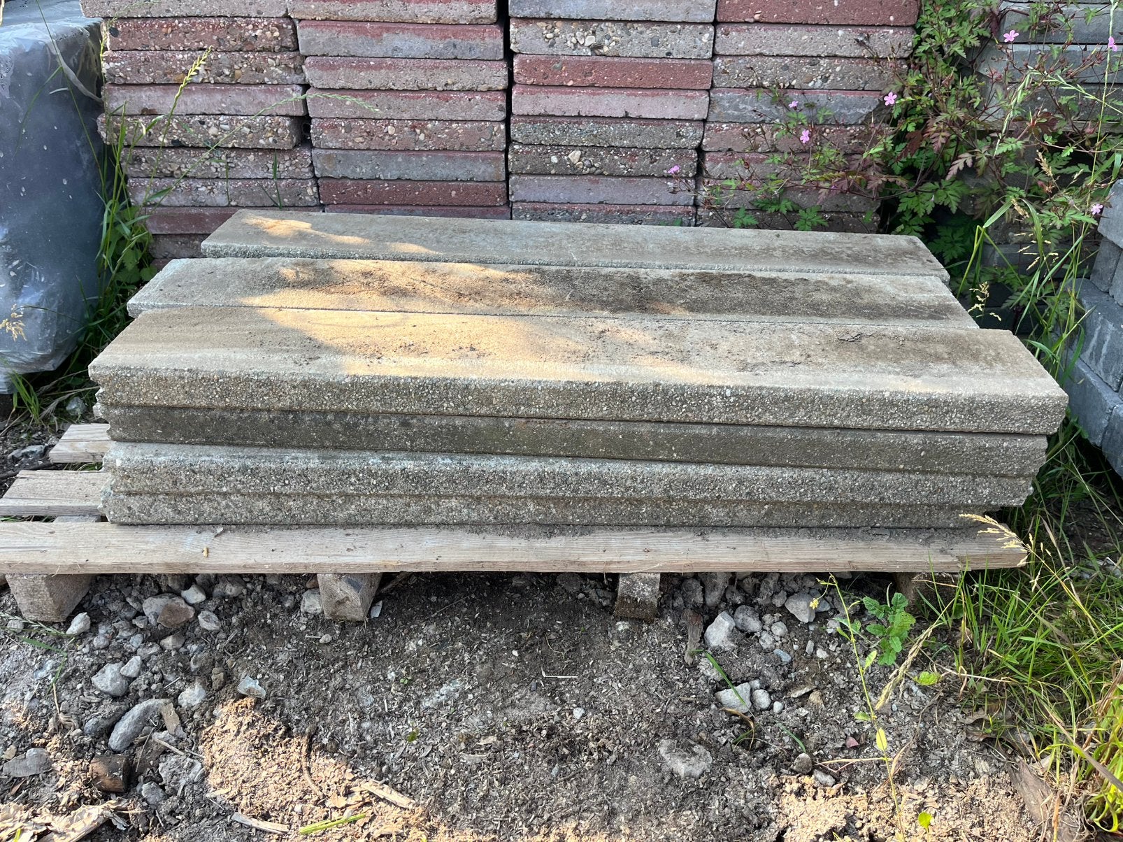 Opsluitbanden 5x15x100 grijs, Ophalen, 100 tot 200 cm, Overige typen, Zo goed als nieuw