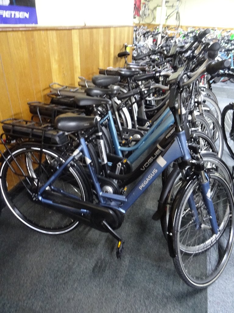 GEBRUIKTE ELEKTRISCHE FIETSEN, Ophalen, Gebruikt, Minder dan 30 km per accu, Overige merken