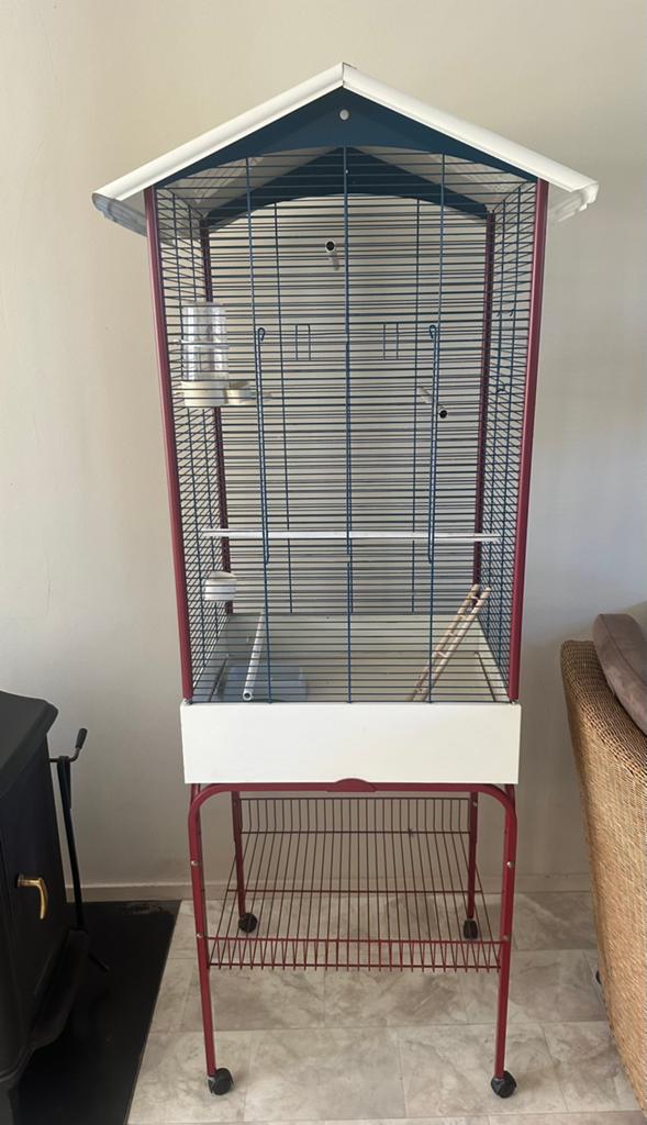 Grote vogelkooi. Kooi 1m x 0,5m. Totale hoogte 1,70m, Ophalen, Zo goed als nieuw, Metaal, Vogelkooi