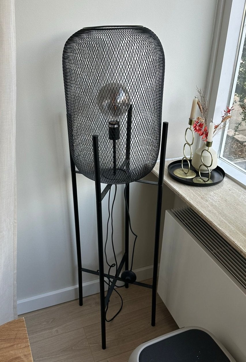 Zwarte metalen staande lamp met gaasdesign, Ophalen, Gebruikt, Metaal, 100 tot 150 cm