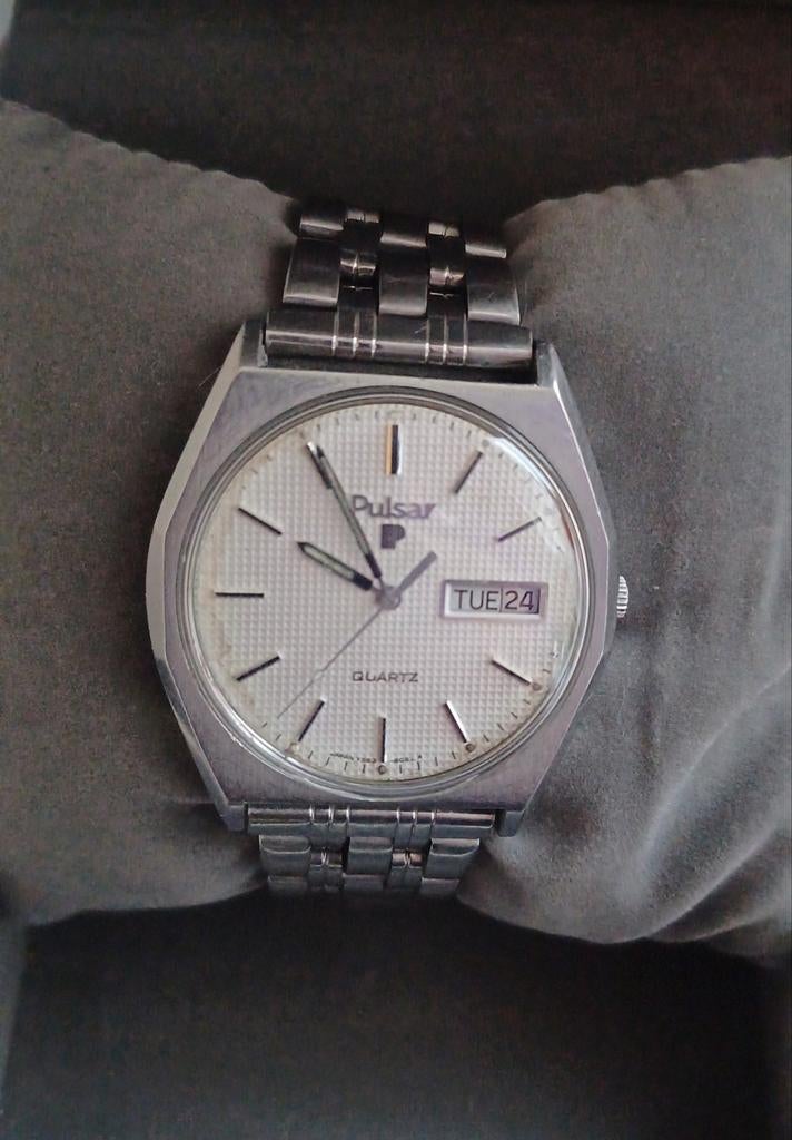 Pulsar horloge dag/datum in nieuwstaat oph Amsterdam, Sieraden, Tassen en Uiterlijk, Ophalen of Verzenden
