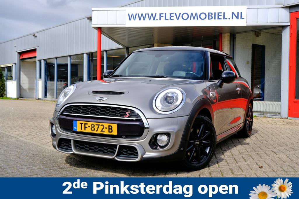 Mini Cooper S 2.0 192pk JCW Aut. Leder|HUD|Sportstoelen|Cam|, Auto's, 1998 cc, Gebruikt, Euro 6, 4 stoelen