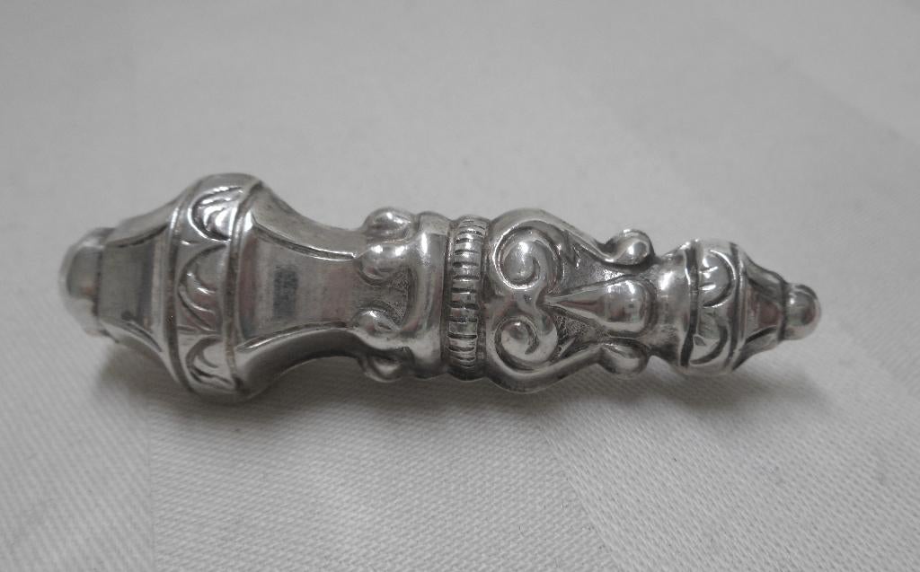 Zilveren broche brei dop nr.097, 4 tot 7 cm, Verzenden, Zo goed als nieuw, Zilver