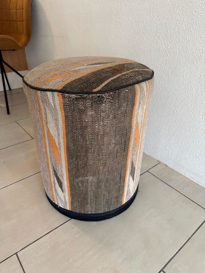 Handgemaakte Perzische Kelim Poef - zitje tafeltje, Minder dan 50 cm, Gebruikt, Rond, Minder dan 50 cm