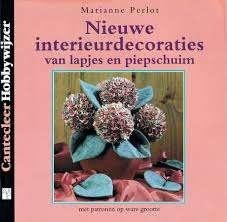 Nieuwe interieurdecoraties van lapjes en piepschuim., Hobby en Vrije tijd, Knutselen, Zo goed als nieuw, Knutselboek, Ophalen of Verzenden