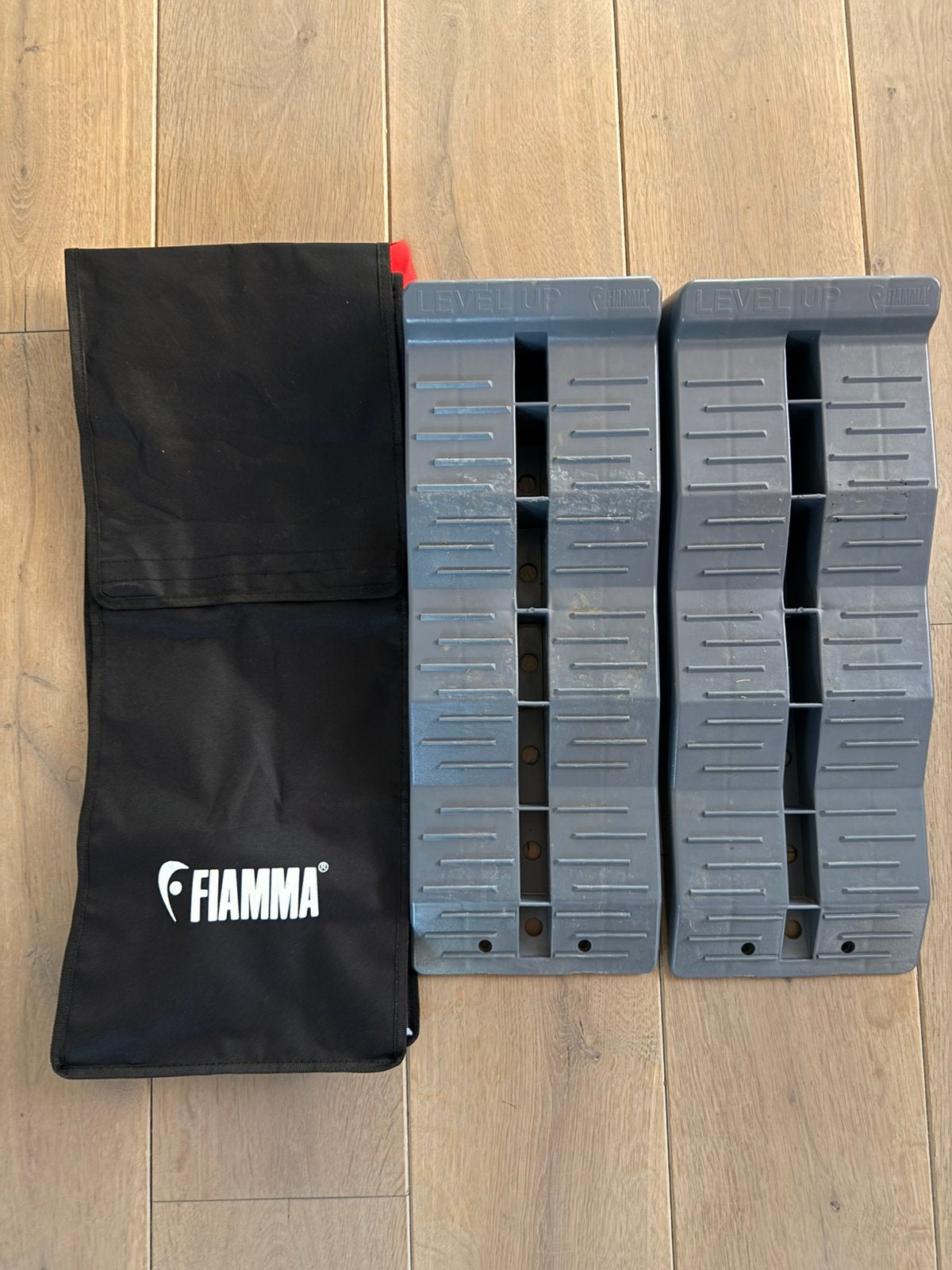 Fiamma Level Up oprijblokken | opbergtas | Zo goed als nieuw, Caravans en Kamperen, Camper-accessoires, Ophalen, Zo goed als nieuw