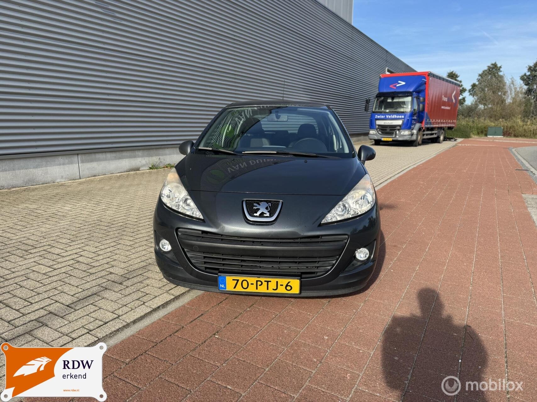 Peugeot 207 1.4 VTi X-Line/NWE KOPPAKKING/AIRCO/CR CONTROL, Auto's, Peugeot, Euro 5, Gebruikt, 1064 kg, 49 €/maand