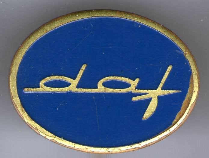 DAF blauw op koper auto speldje ( A_209), Ophalen of Verzenden, Zo goed als nieuw, Transport, Speldje of Pin
