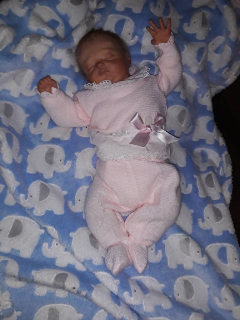 reborn annie van lilly gold, Verzamelen, Poppen, Ophalen of Verzenden, Zo goed als nieuw, Pop, Levensecht of Reborn
