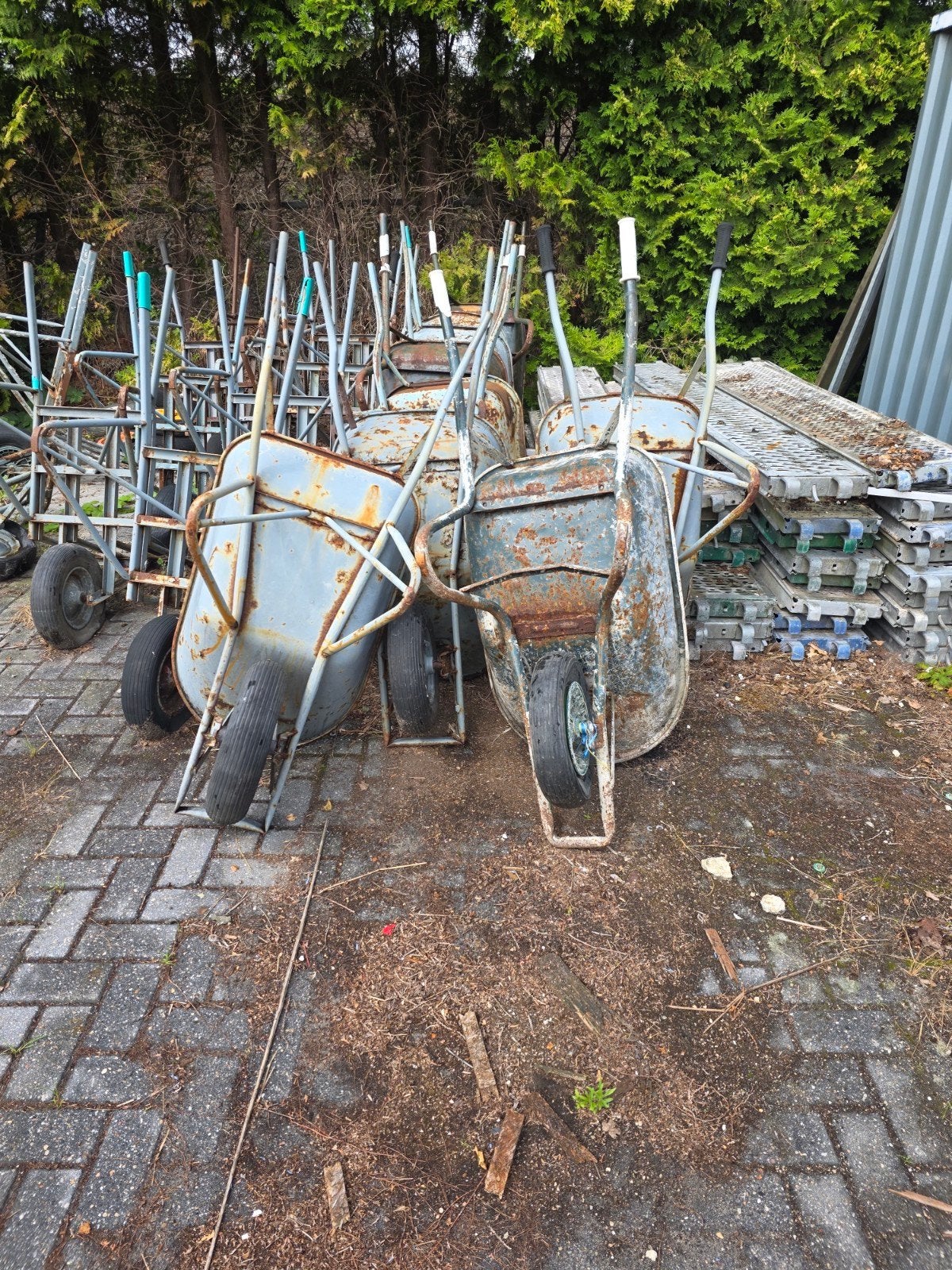 Partij gebruikte kruiwagens en steekwagens, Tuin en Terras, Kruiwagens, Ophalen of Verzenden, Gebruikt, Handmatig, Tweewielig