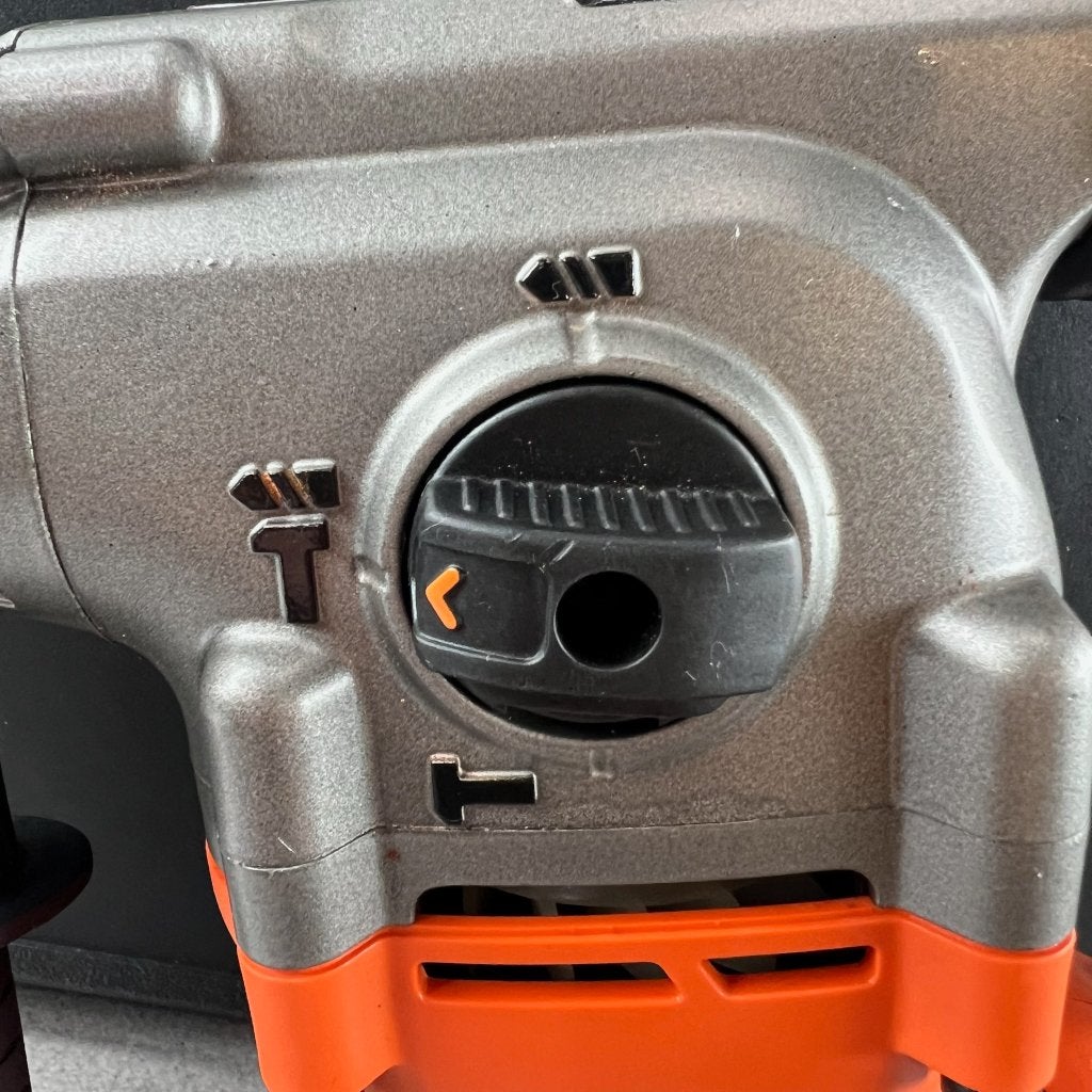 Black&Decker BEHS03 Boorhamer | koffer | 1250W | 417674, Boormachine, Ophalen of Verzenden, Klopboormechanisme, Gebruikt