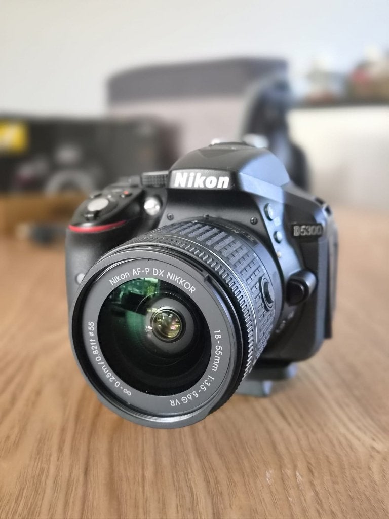 Nikon D5300 + 18-55mm + 35mm f/1.8G – complete set, Gebruikt, Spiegelreflex, Ophalen of Verzenden, 24 megapixels