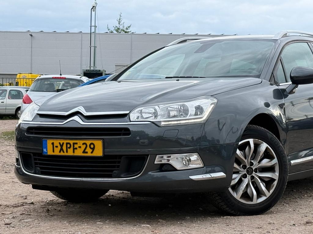 Citroen C5 Tourer 1.6 e-HDi Collection Business, Auto's, Citroën, Euro 5, Gebruikt, 4 cilinders, 4 stoelen
