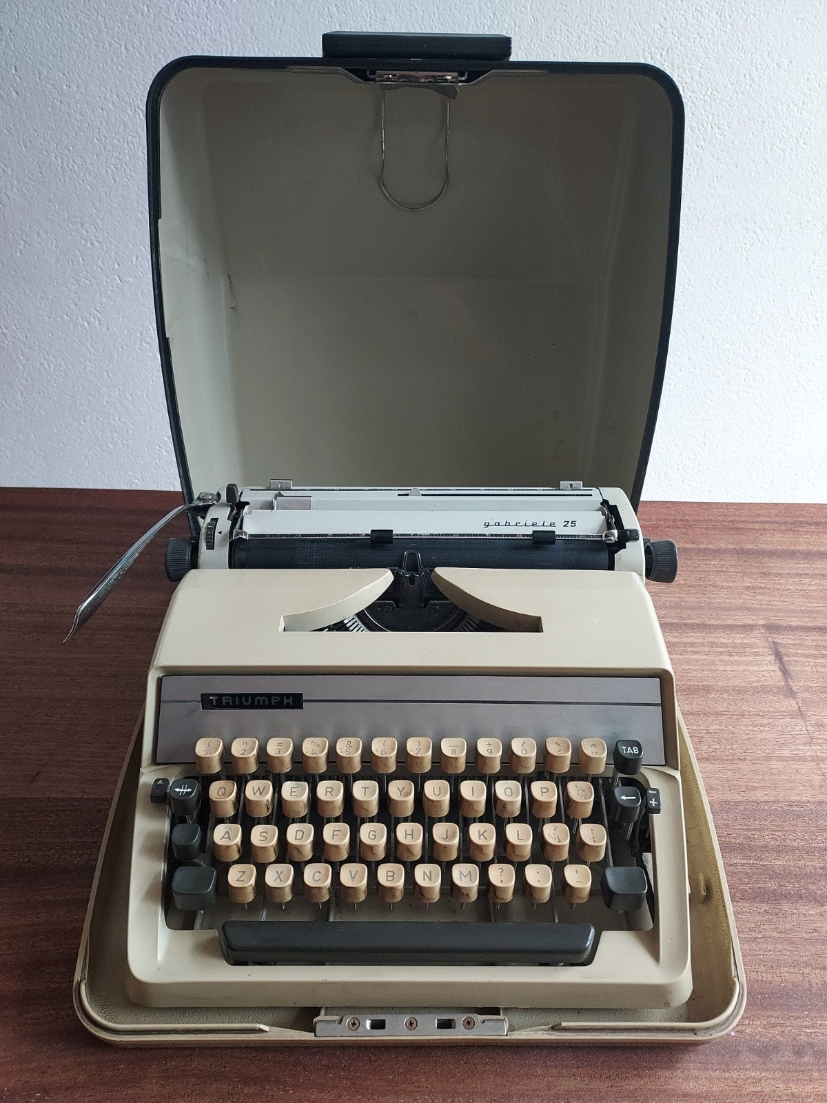 Typemachine gabriele 25 triumph, Diversen, Typemachines, Ophalen