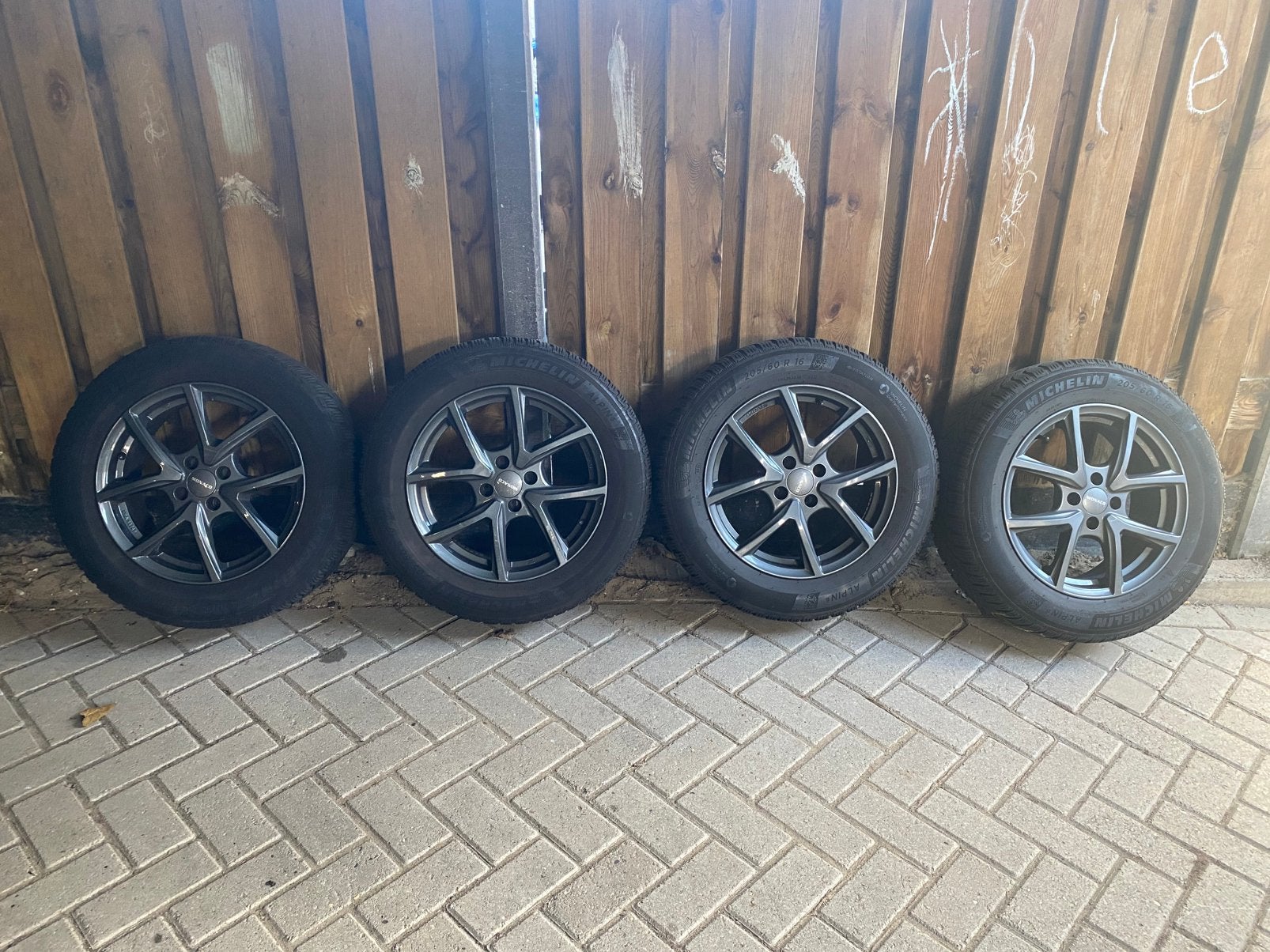 Winterbanden incl. Monaco velgen en Michelin Alpine banden, Auto-onderdelen, Ophalen, Gebruikt, 16 inch, Band(en)