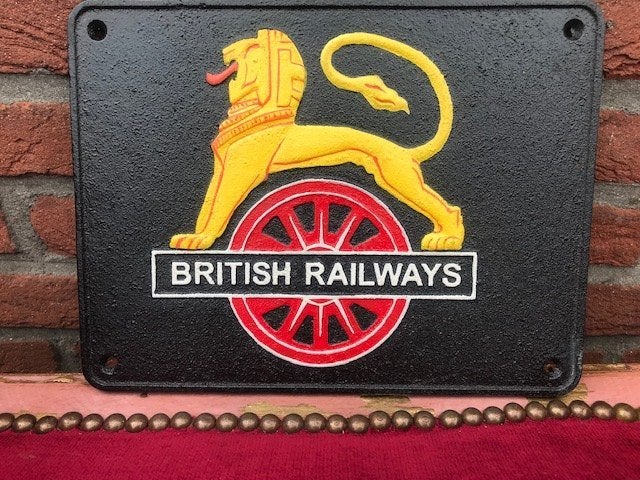 gietijzeren wandbordje, BRITISH RAILWAYS, Antiek en Kunst, Ophalen of Verzenden