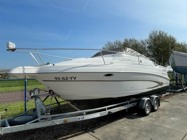 Glastron 249gs Volvo D3 Diesel (bj 2002), Watersport en Boten, Speedboten, Gebruikt, Polyester, Diesel, 200 pk of meer