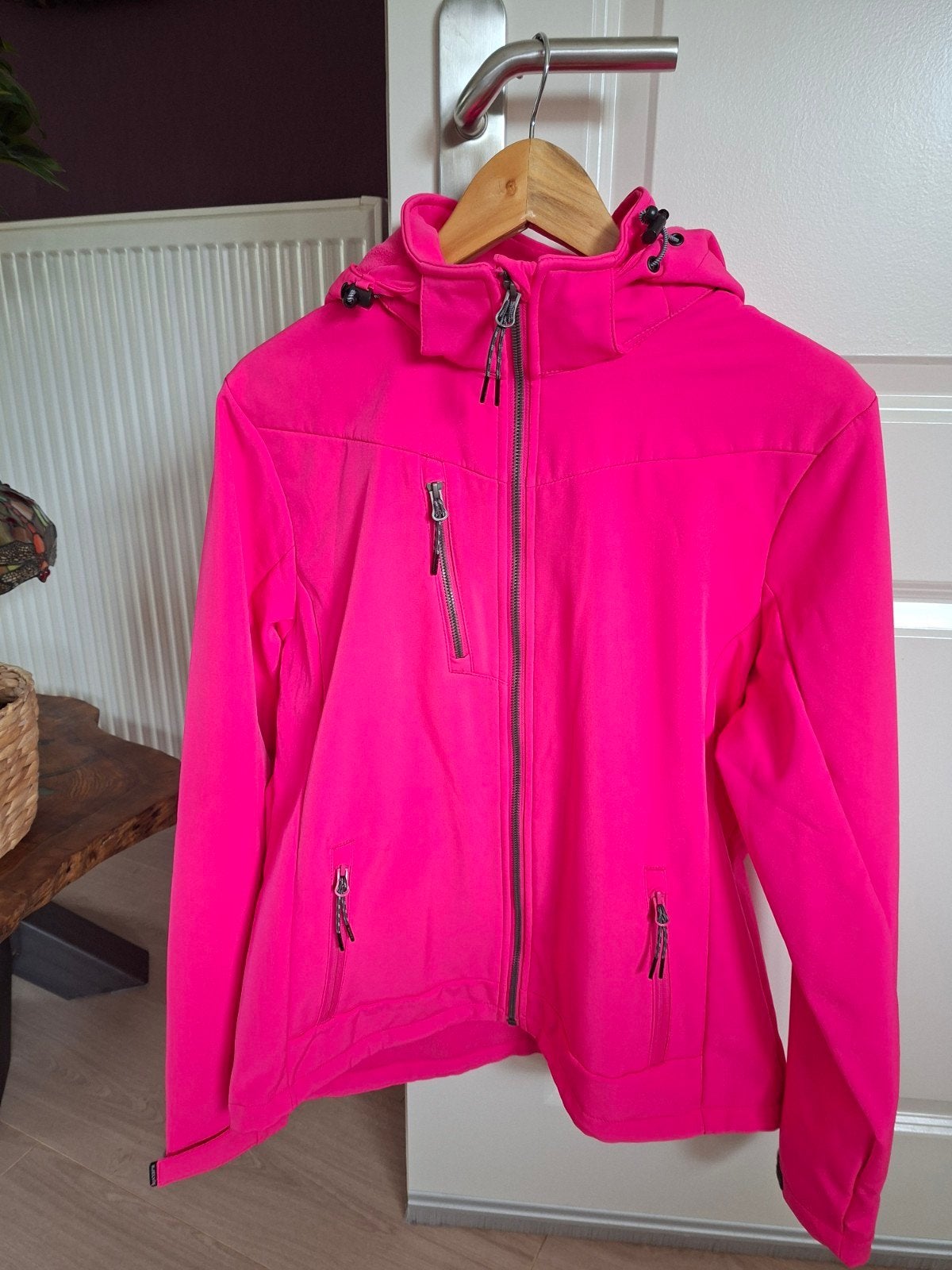 Kjelvik Softshell Jas - Felroze - Maat 42 (L), Kleding | Dames, Maat 42/44 (L), Ophalen of Verzenden, Zo goed als nieuw, Kjelvik