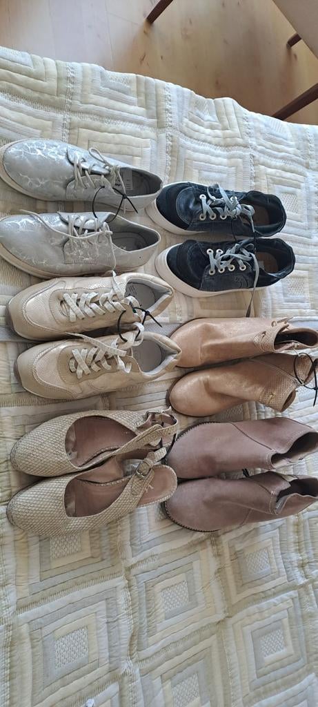 Zes paar nieuwe sneakers laarsjes maat 37, Kleding | Dames, Schoenen, Viavai, Beige, Overige typen, Nieuw