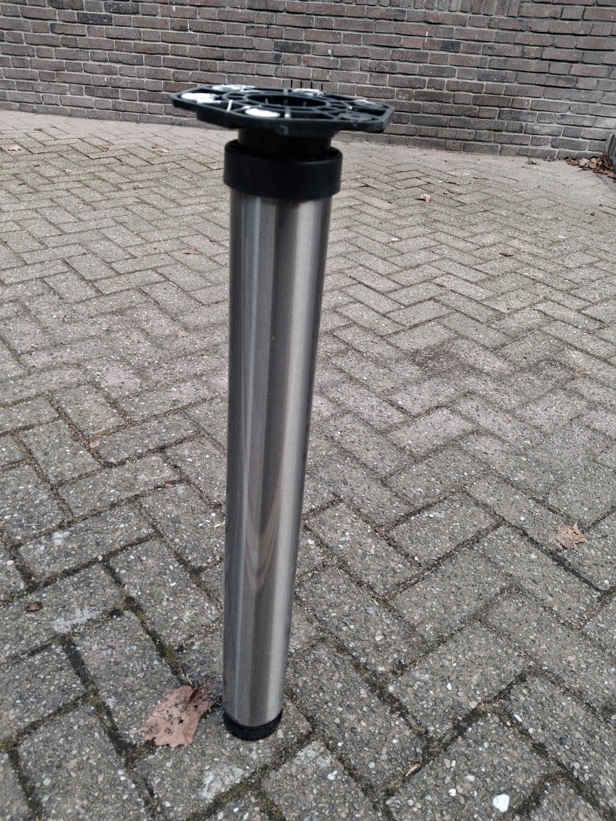 Verstelbare tafelpoot RVS, Ophalen