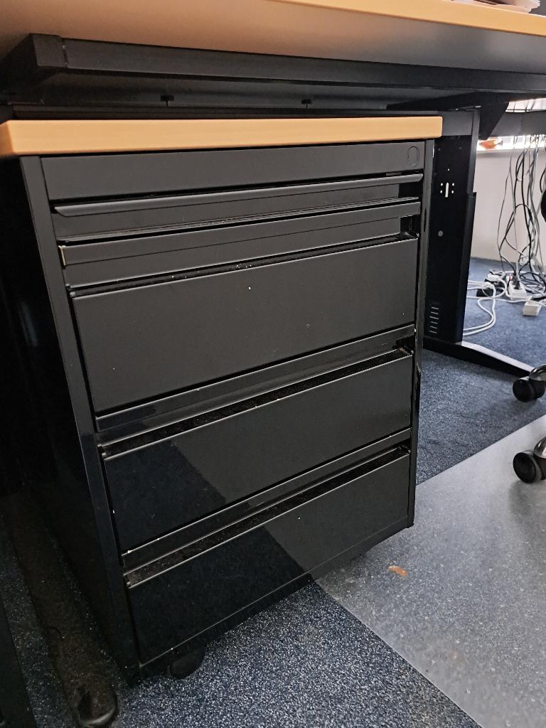 ladenblok, Ophalen, Metaal, Zo goed als nieuw, 75 cm