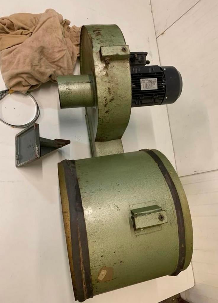 Afzuiger 380V, Doe-het-zelf en Verbouw, Ventilatie en Afzuiging, Ophalen, Gebruikt, Afzuiger