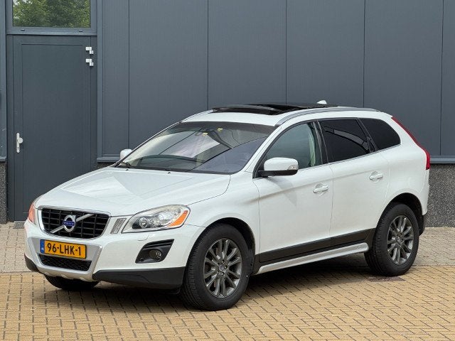 Volvo XC60 3.2 AWD Summum Leer, Schdak, trekhaak (bj 2010), Auto's, Volvo, Automaat, 238 pk, Zwart, 1715 kg