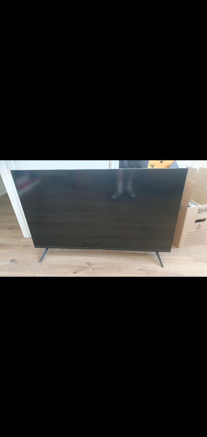 Kapotte Samsung UE50AU7040K 50 inch 4K UHD Smart TV, Ophalen, LED, 50 Hz, Samsung