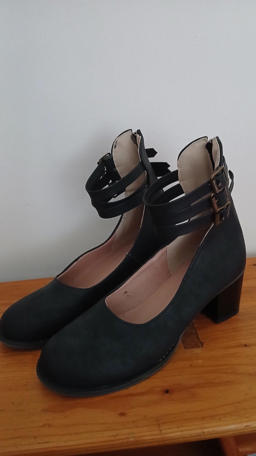 Schoenen, lage hak zwart, Schoenen met lage hakken, Zwart, Nieuw, Ophalen of Verzenden