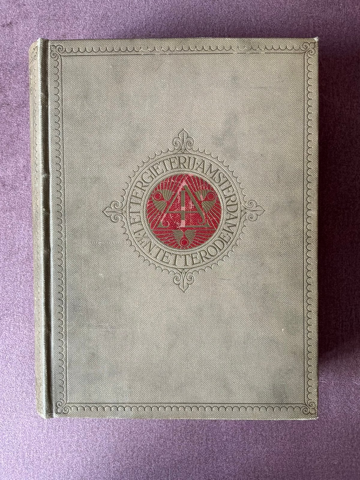 Twee bijzondere historische letterproefboeken., Ophalen