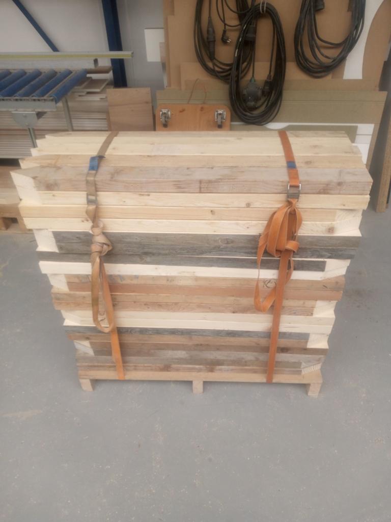 Te koop vuren houten piket palen, Ophalen, Vuren, 50 mm of meer, Balk