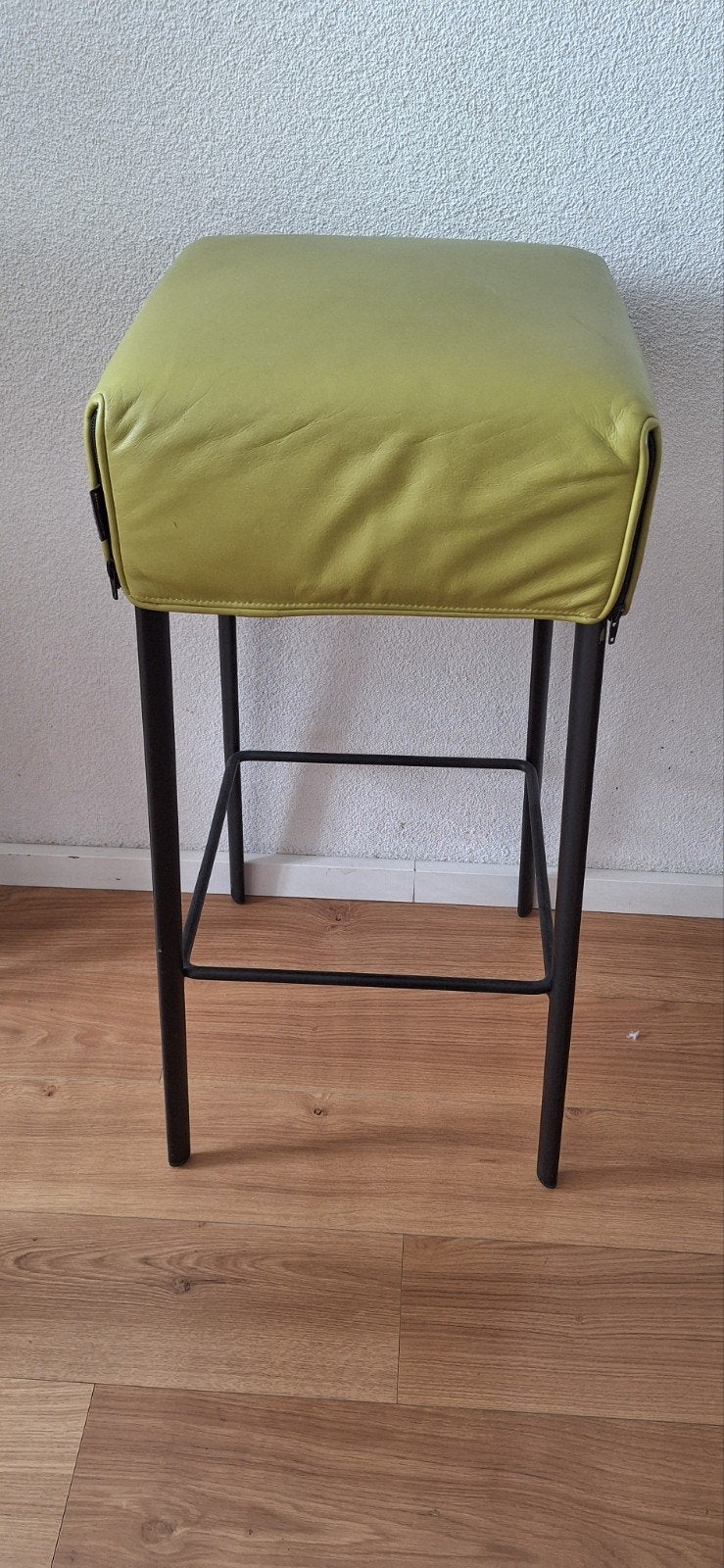Groene Montis barkruk Samba, Ophalen, 60 tot 90 cm, Zo goed als nieuw, 1 kruk