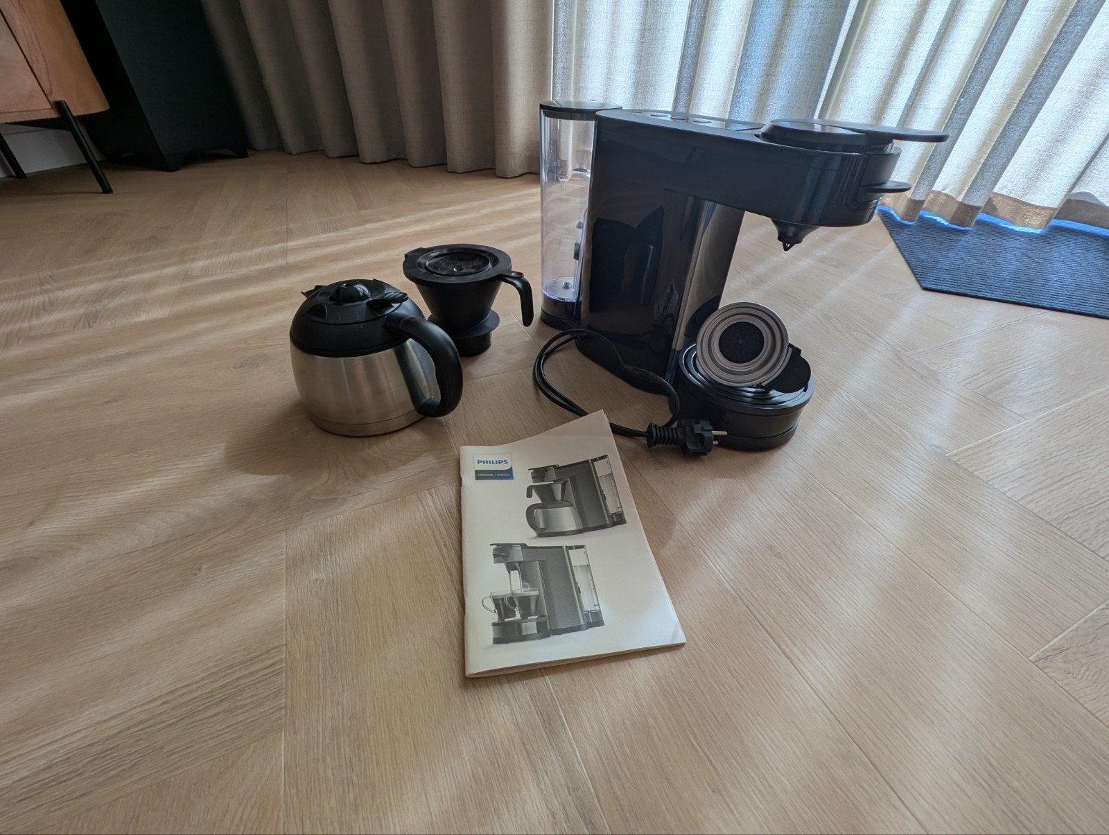 Philips Senseo Switch HD6596/62 2-in-1 Koffiezetapparaat, Ophalen, Afneembaar waterreservoir, Koffiemachine, Zo goed als nieuw