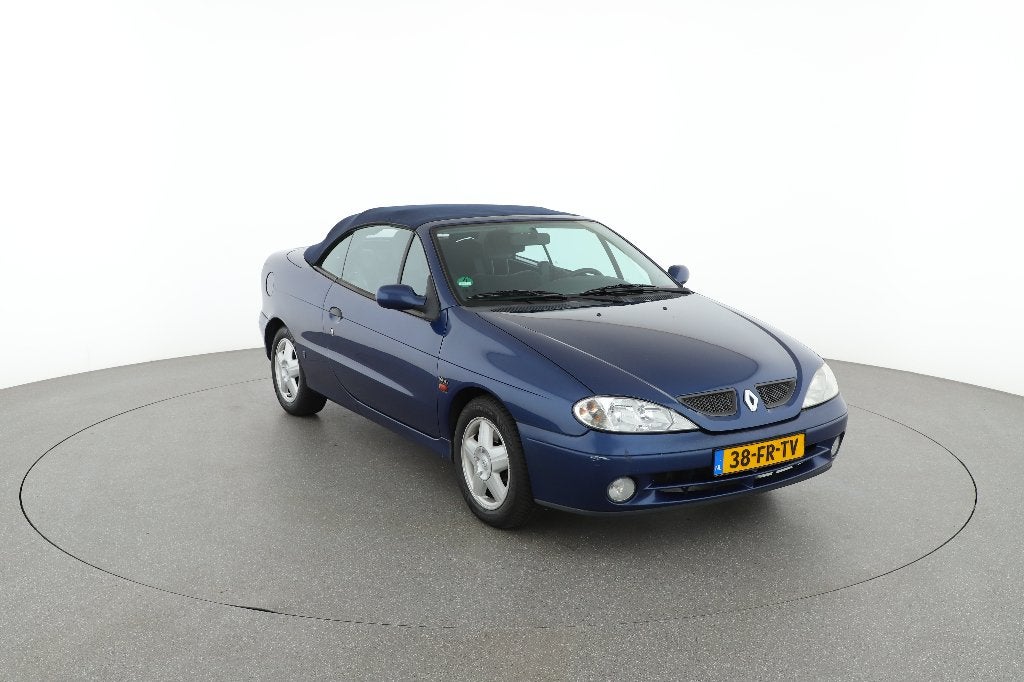 Renault Mégane 1.6 16V Cabriolet 2000 Blauw, 4 cilinders, Cabriolet, 49 €/maand, 1200 kg