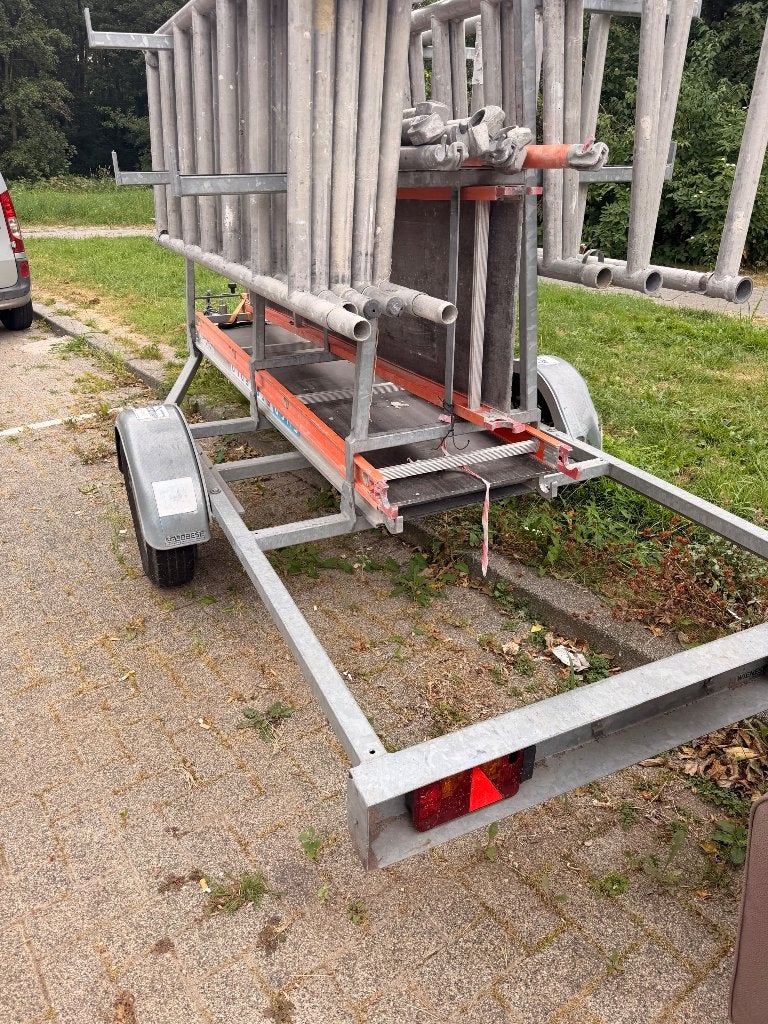 Steiger aanhanger te koop (exclusief steigerdelen), Doe-het-zelf en Verbouw, Steigers, Ophalen of Verzenden, Gebruikt, Overige typen
