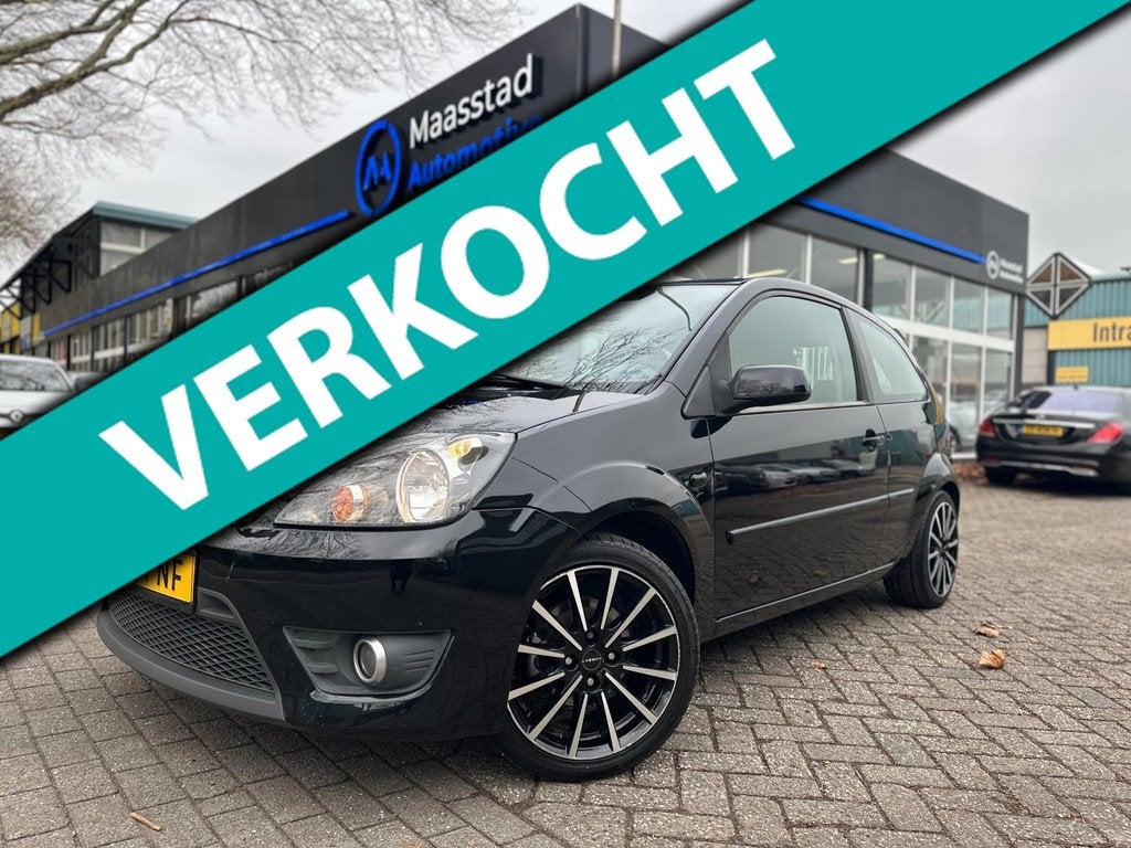 Ford Fiesta 1.6-16V Rally Edition, Voorwielaandrijving, 1596 cc, 4 cilinders, Zwart