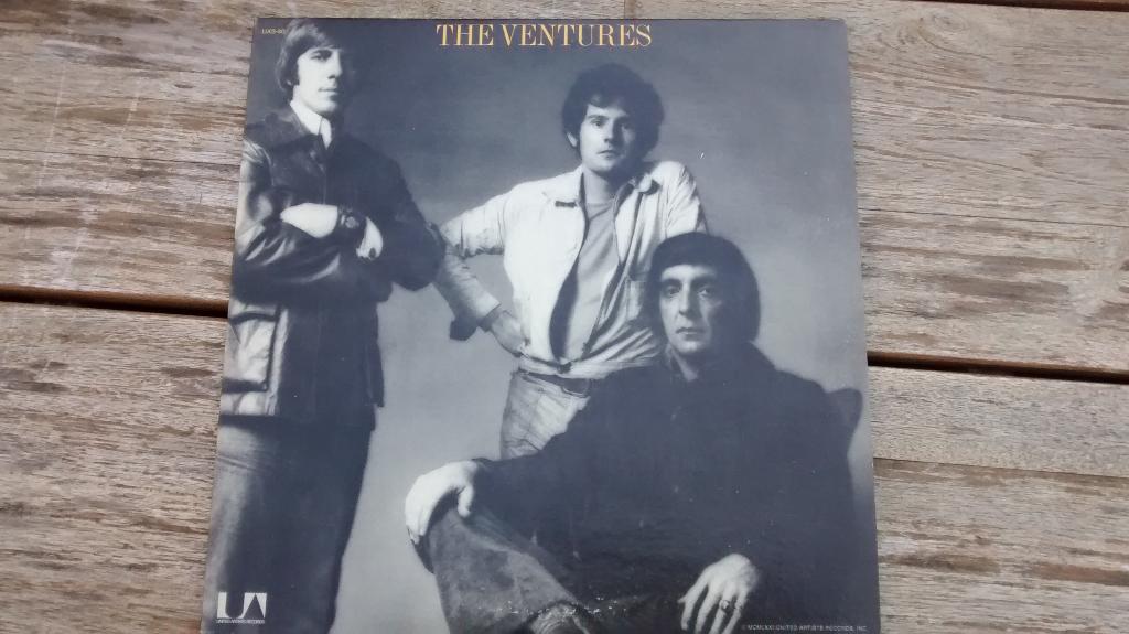 2 LP - The Ventures - The Ventures, Cd's en Dvd's, Ophalen of Verzenden, Zo goed als nieuw, 12 inch, Poprock