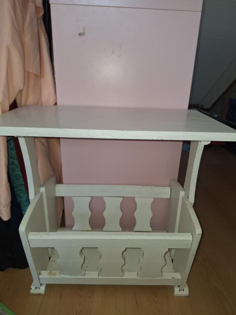 Lectuurbak krantenbak, Huis en Inrichting, Woonaccessoires | Krantenbakken en Lectuurbakken, Ophalen, Gebruikt