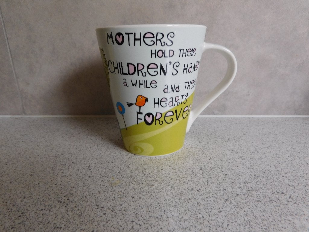 Mug 11,5x9,5 cm. Fine Bone China Mothers & Children Queens, Ophalen of Verzenden, Zo goed als nieuw, Porselein, Kop en/of schotel